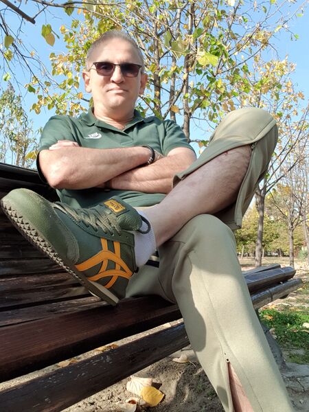 Caut o relatie cu doamna serioasa,